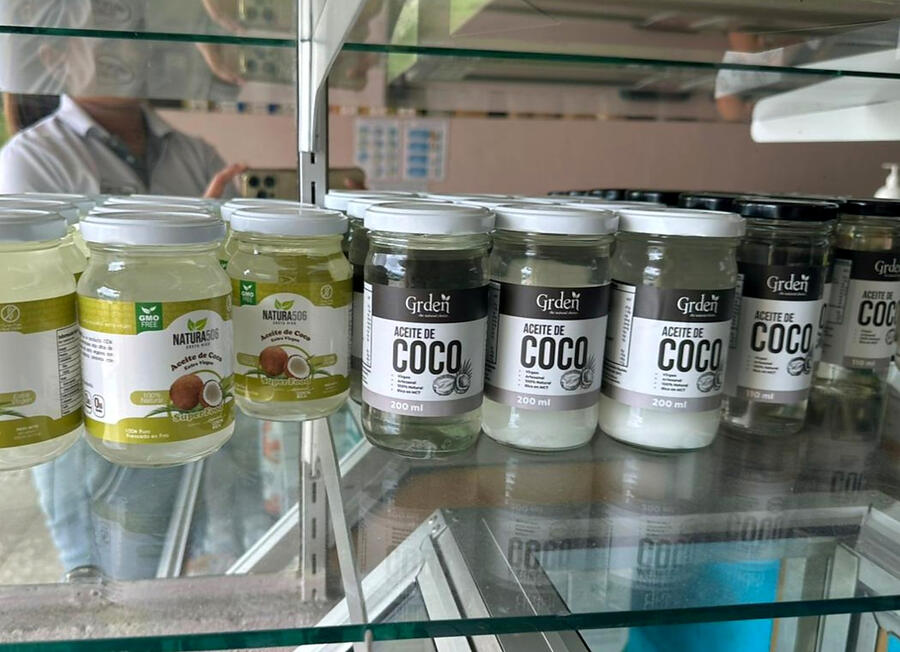 Interior y productos de Macrobiótica El SOL